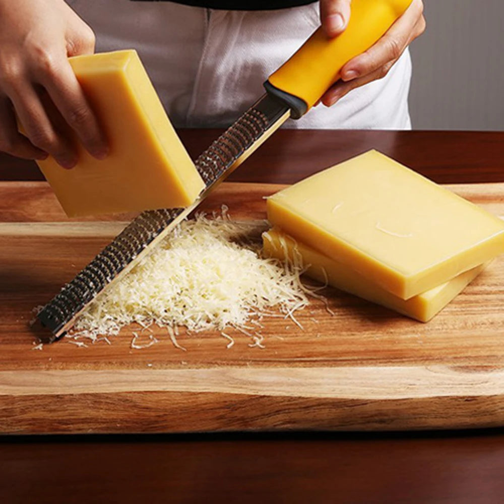 Descubra a Versatilidade do Ralador Zester Microplane de Inox com Cabo de Silicone
