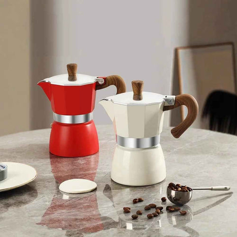 Cafeteira Italiana, Cafeteira Espresso, Cafeteira Moka, Cafeteira de Alumínio, Cafeteira Fogão, Cafeteira Clássica, Cafeteira Italiana 150ml, Cafeteira Espresso Tradicional, Cafeteira Baquelite, Moka Pot, cafeteira, cafeteira pequena, cafeteira italiana colorida, cafeteira alumínio colorida, cafeteira para café forte